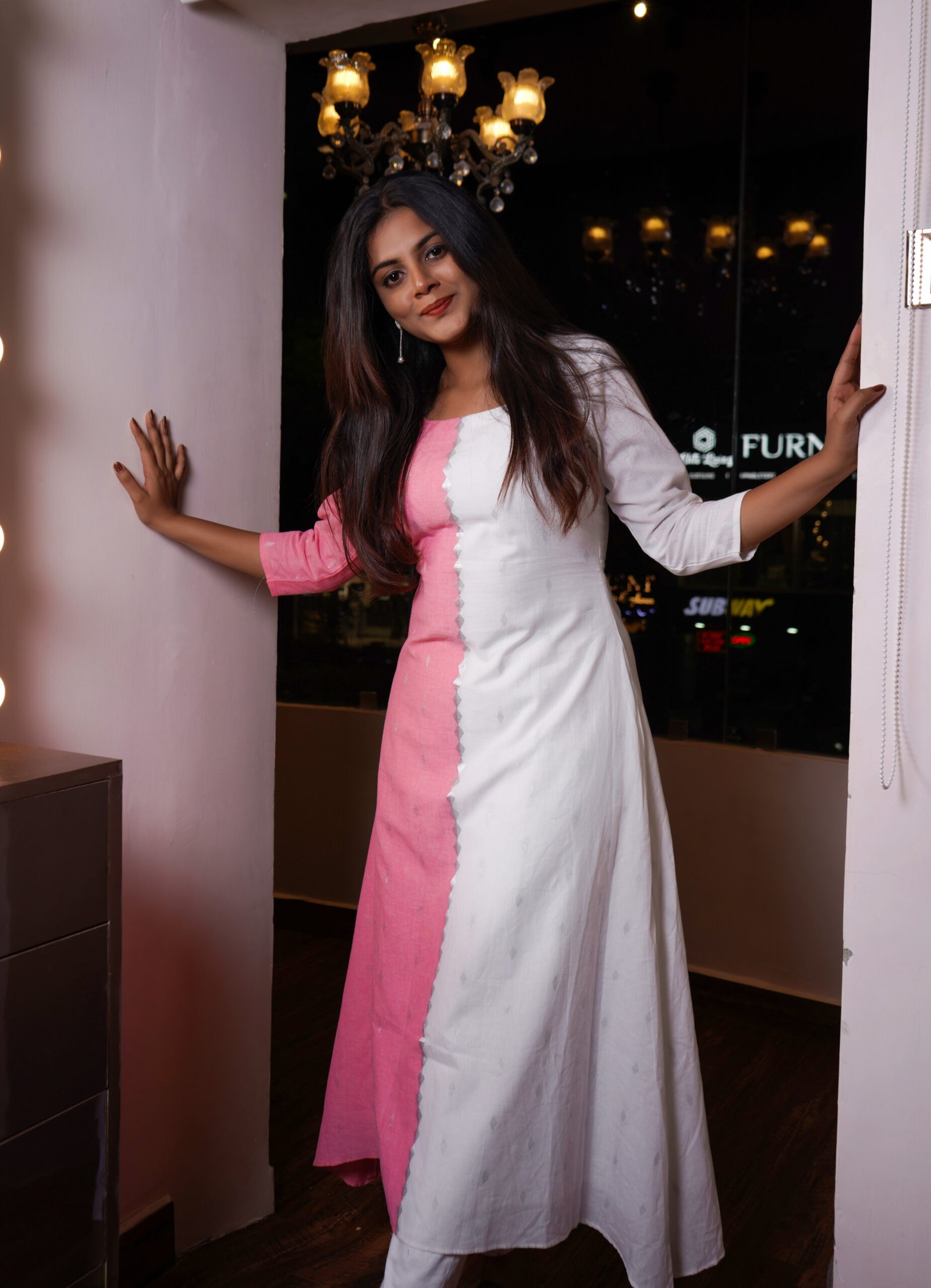 Pink and White Splitsville